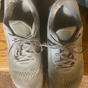 Altra paradigm 5 running shoe